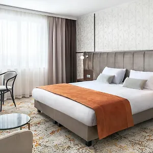 Metropolo By Golden Tulip فندق